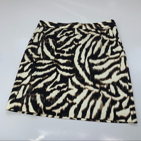 Ann Taylor Skirt Size 8 Pencil Animal Print Pocket - Picture 3 of 8